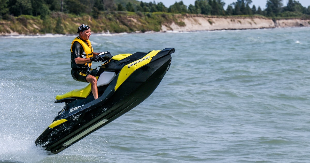 Assicurazione moto d’acqua nel 2026: costi, obblighi e cosa copre davvero la polizza