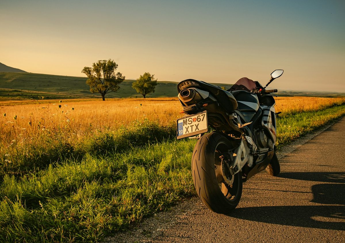 Corso di Guida Sicura per la Moto: a Cosa Serve e Quali