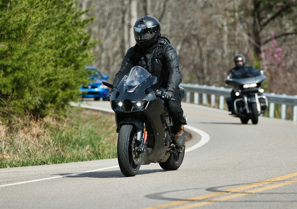 Interfono Moto: Come Comunicare Sulle Due Ruote